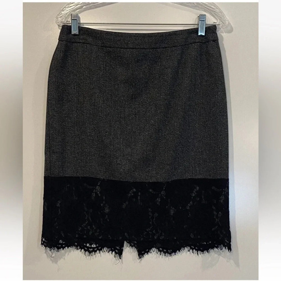 Vince Camuto Women's Gray Black Lace Pencil‎ Skirt Size 8P - Picture 1 of 4